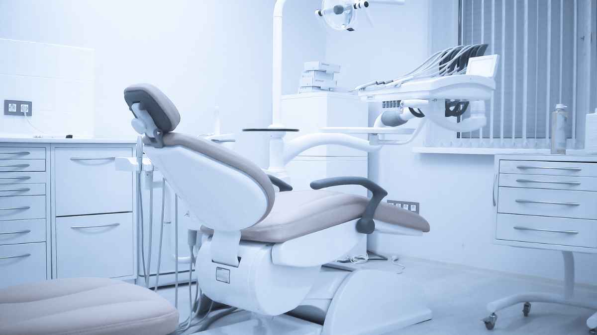 Two Tufts-Trained Dentists