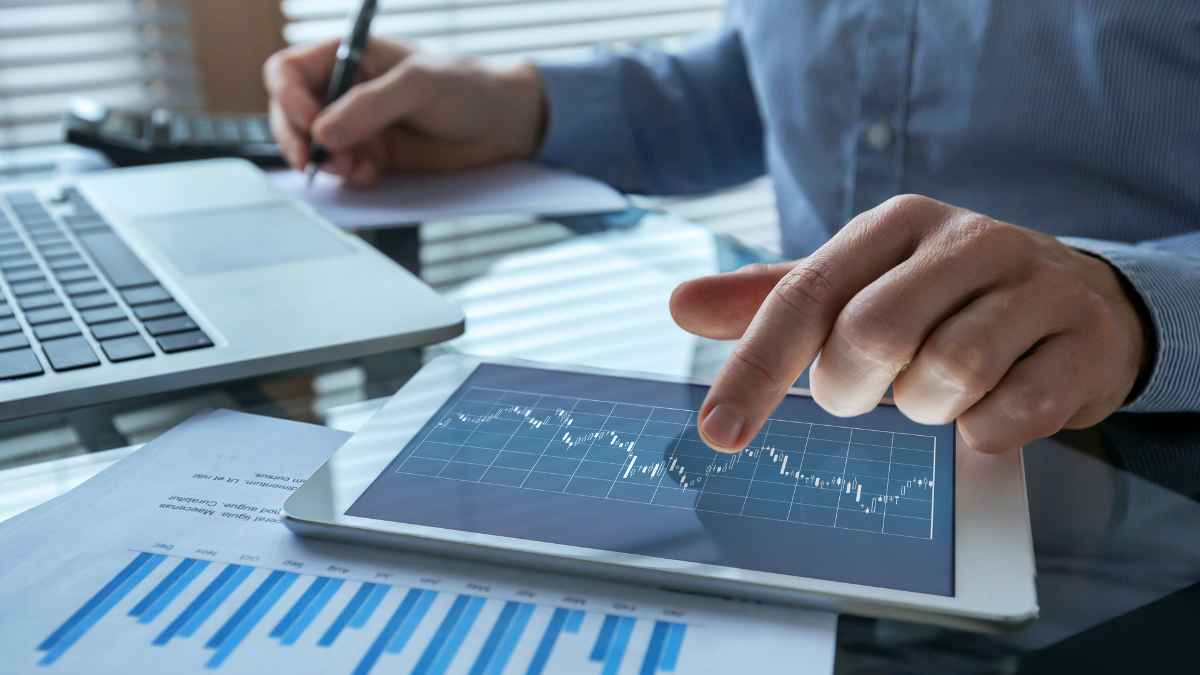 Nuvo Integrates CreditRiskMonitor Risk