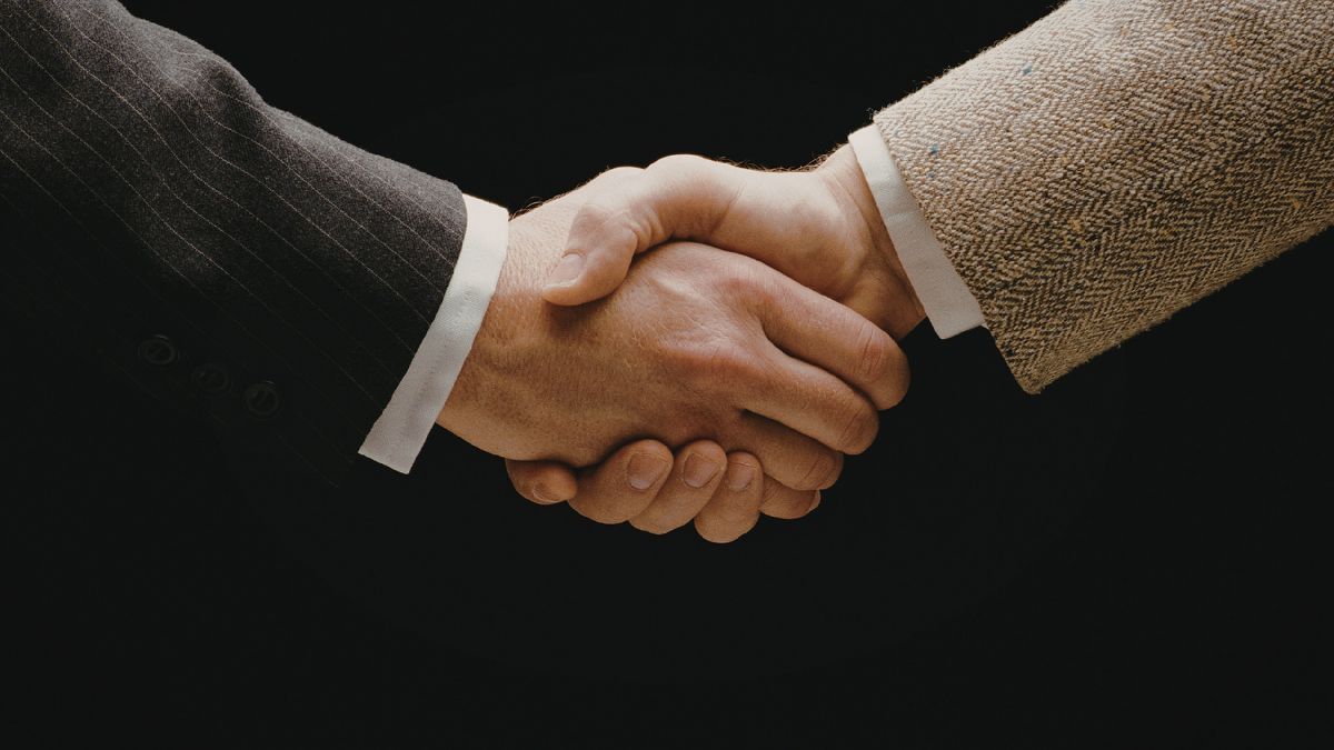 Flex Partners with Mesh to Power Crypto and Stablecoin Deposits for Business Owners